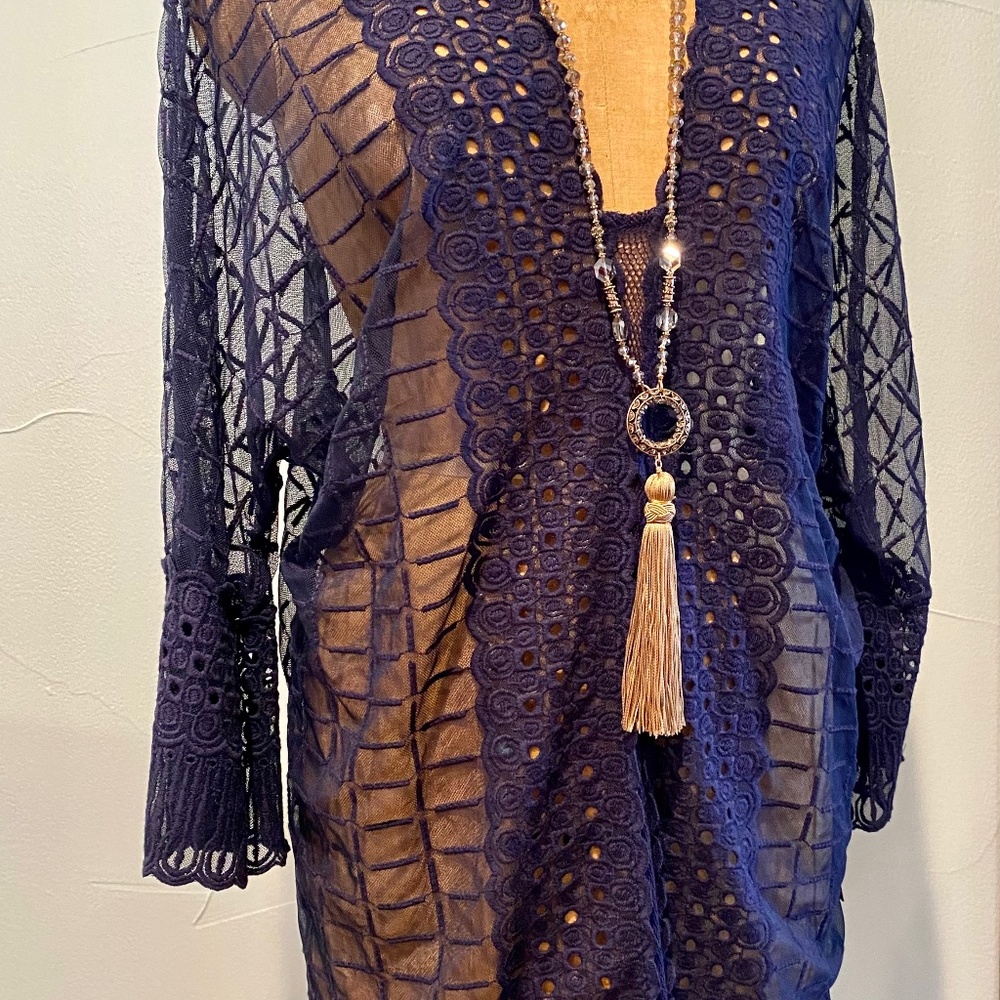 NEW ELEGANT NAVY LACE TOP TUNIC  CHICOS BLACK LABEL NEVER WORN 2/L/XL NWT